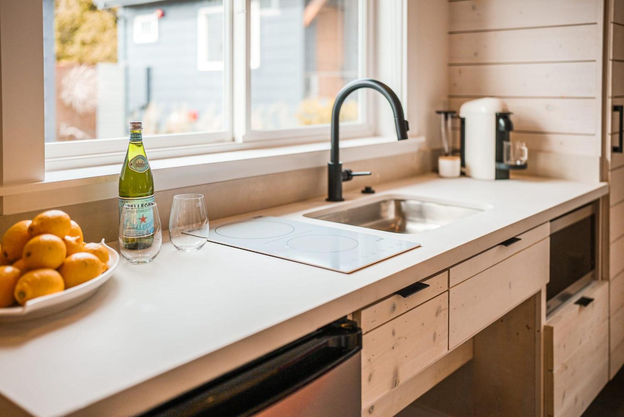 Longboard Studio Includes King Bed And Kitchenette Stinson Beach Kültér fotó